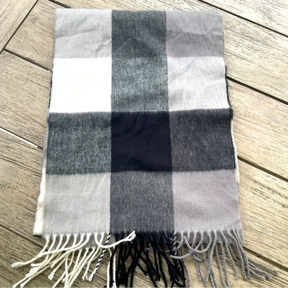 Cashmere Plaid Fringe Scarf in Black and Gray - Picture 1 of 4